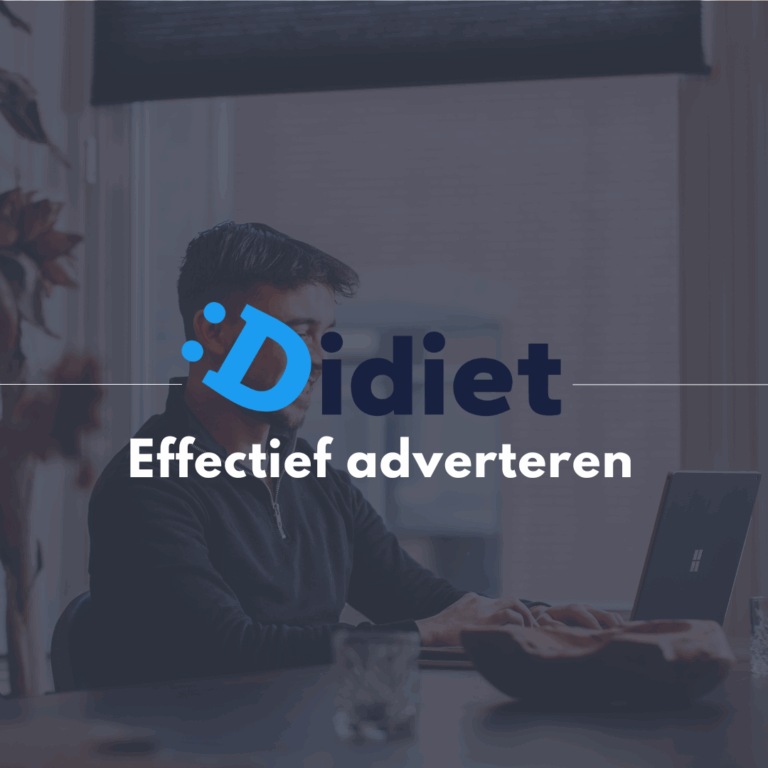 Visualisatie van effectief online adverteren: een geoptimaliseerde digitale campagne op laptop en smartphone met stijgende grafiek voor ROI.